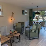 Oud-zilven Het Vogelhuisje * Loenen